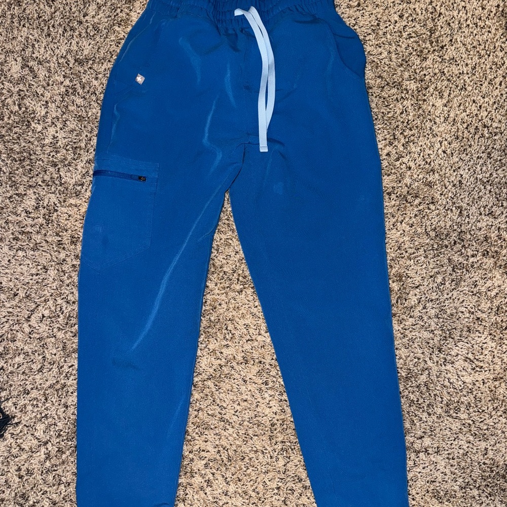 Figs Blue Joggers with Elastic Waistband and Relaxed Fit